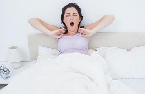 和电脑亲密接触带来眼涩眼痒 舒缓眼痒的7种方法