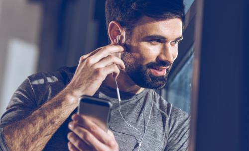 白领为亚健康中主力人群 三招搞定亚健康失眠困扰