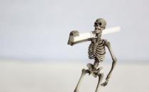 几个小动作为保老人健康