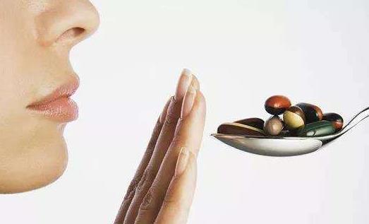 风油精不仅能抹 竟然还能喝