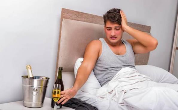 正确使用公厕坐便器 隔绝细菌保证卫生的妙招