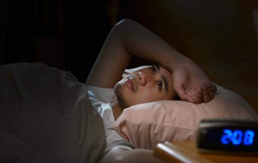 睡眠不足影响工作与学习 三餐安排应适当